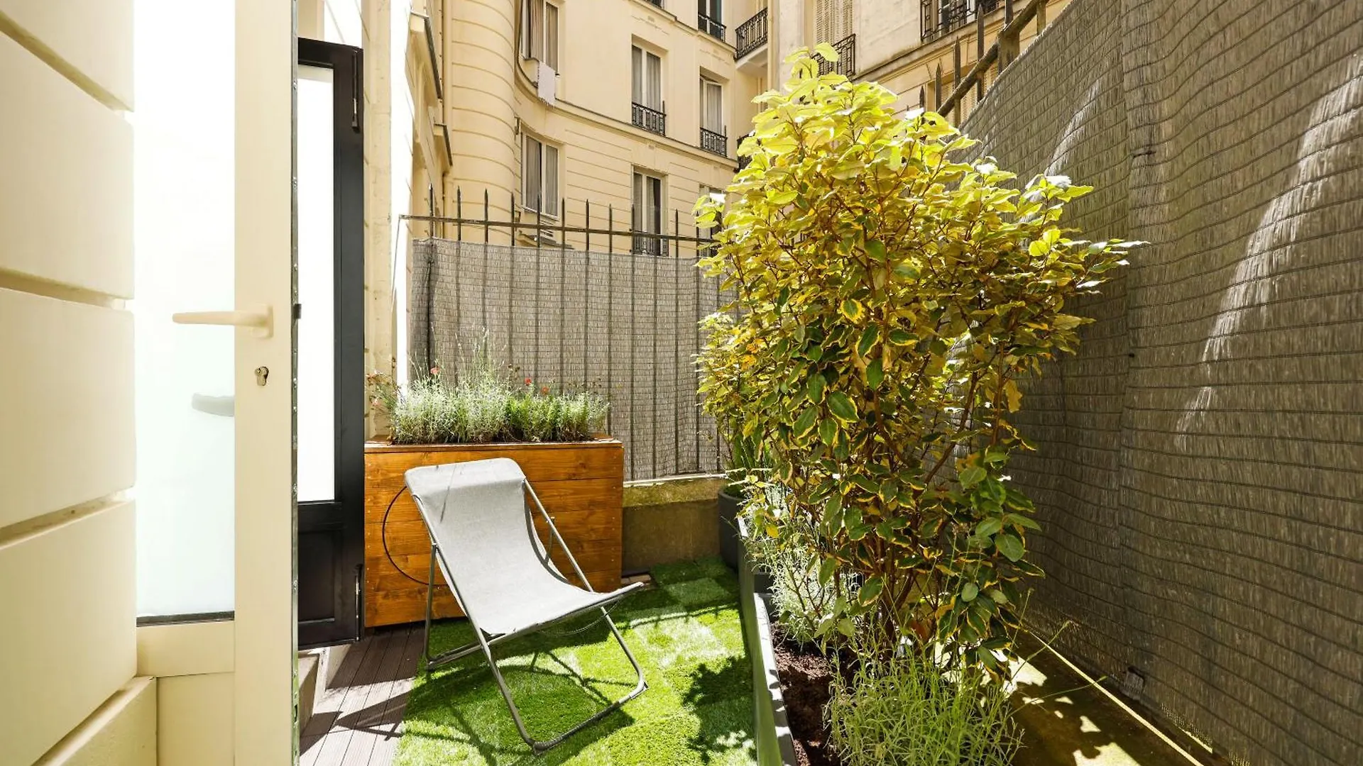 Apartment Magnifique Appartement Paris Xviie-Tout Equipe! France